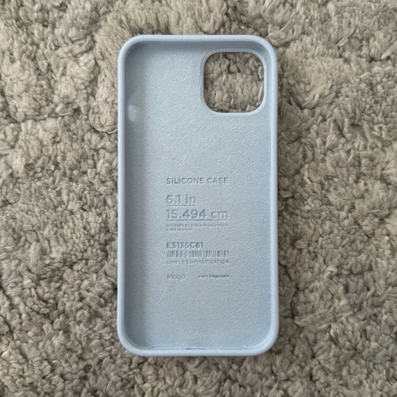 NWT Elago iPhone 13 light blue silicone phone case - Picture 9 of 9
